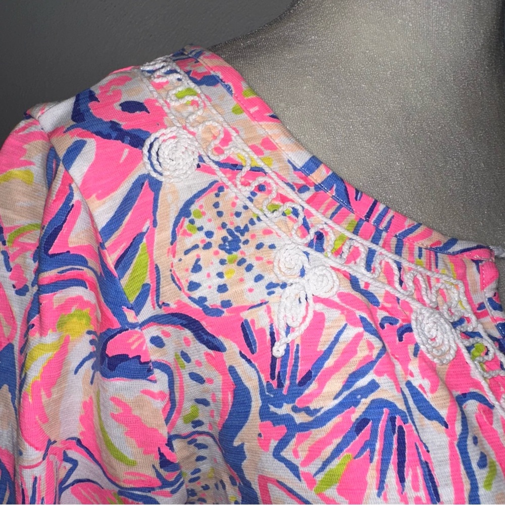 Lilly Pulitzer “Shell of a Time” Holly Top - Picture 6 of 13